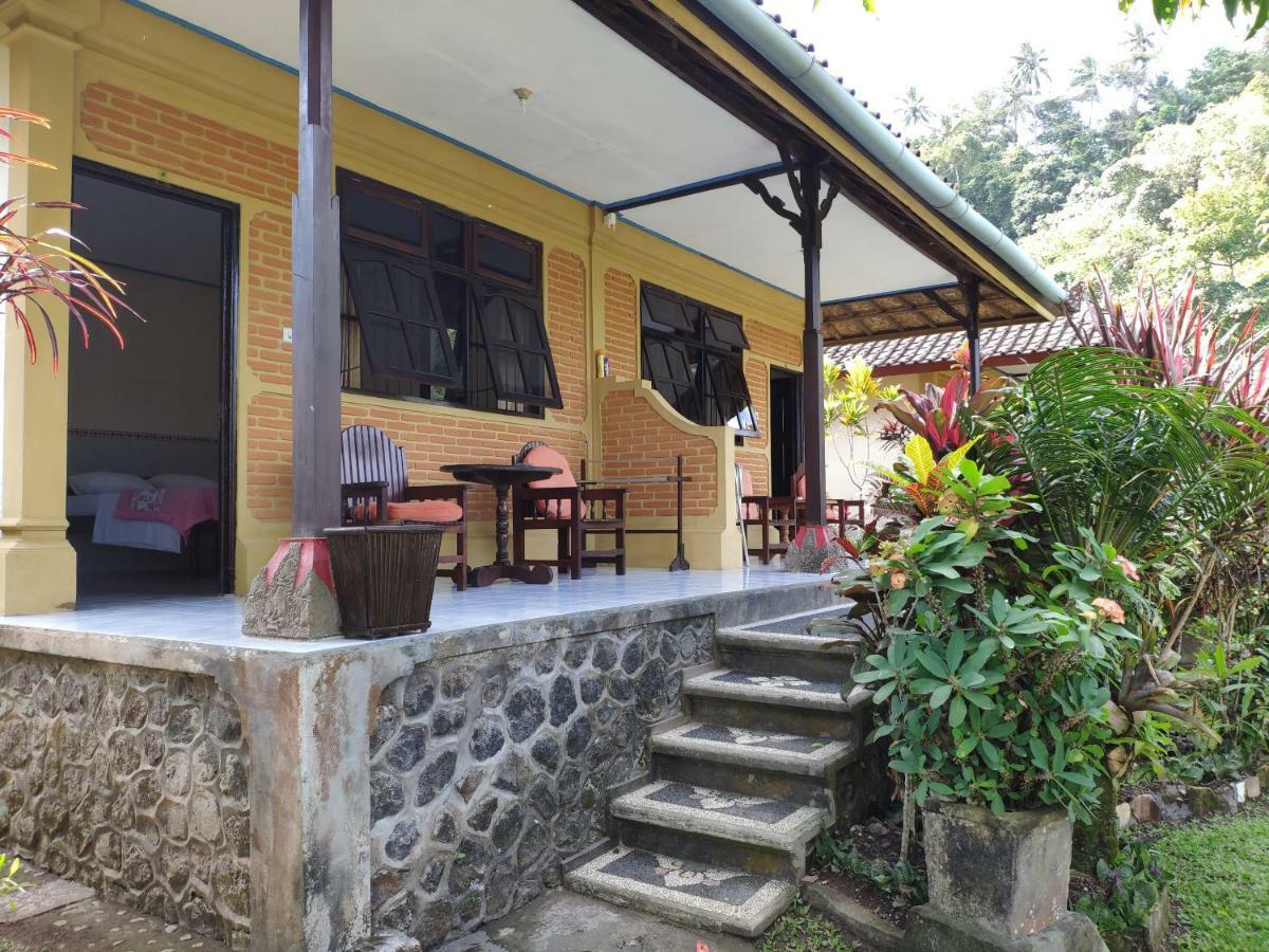 Rijasa Homestay Karangasem Eksteriør billede